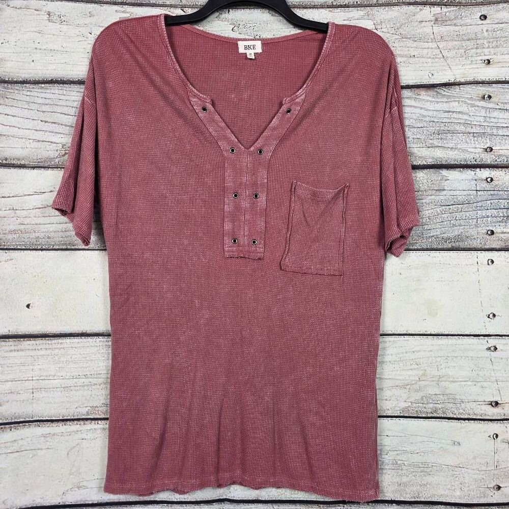 BKE Mauve Waffle Knit Henley Pocket Top Women’s M